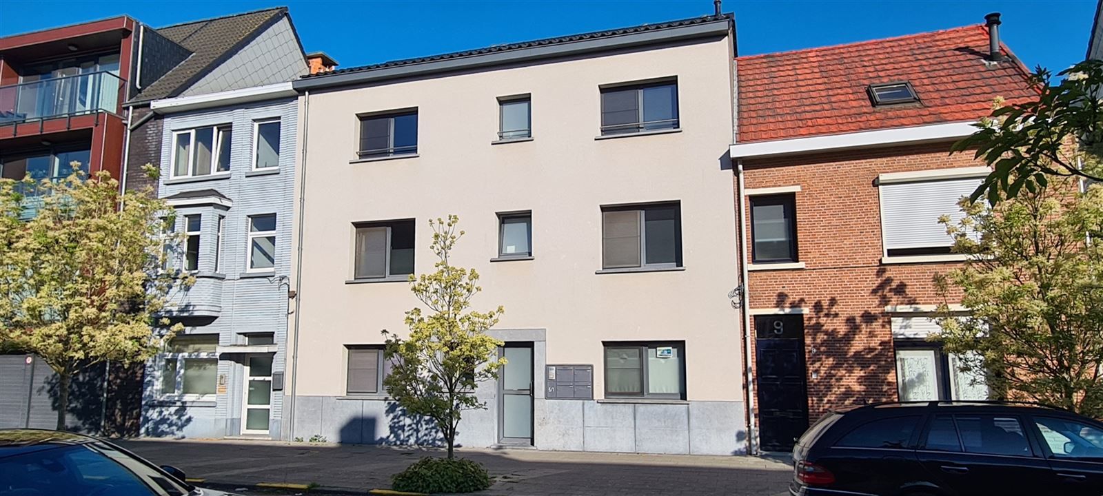 gunstig gelegen 2-slpk appartement met terras  foto {{pictureIndex}}