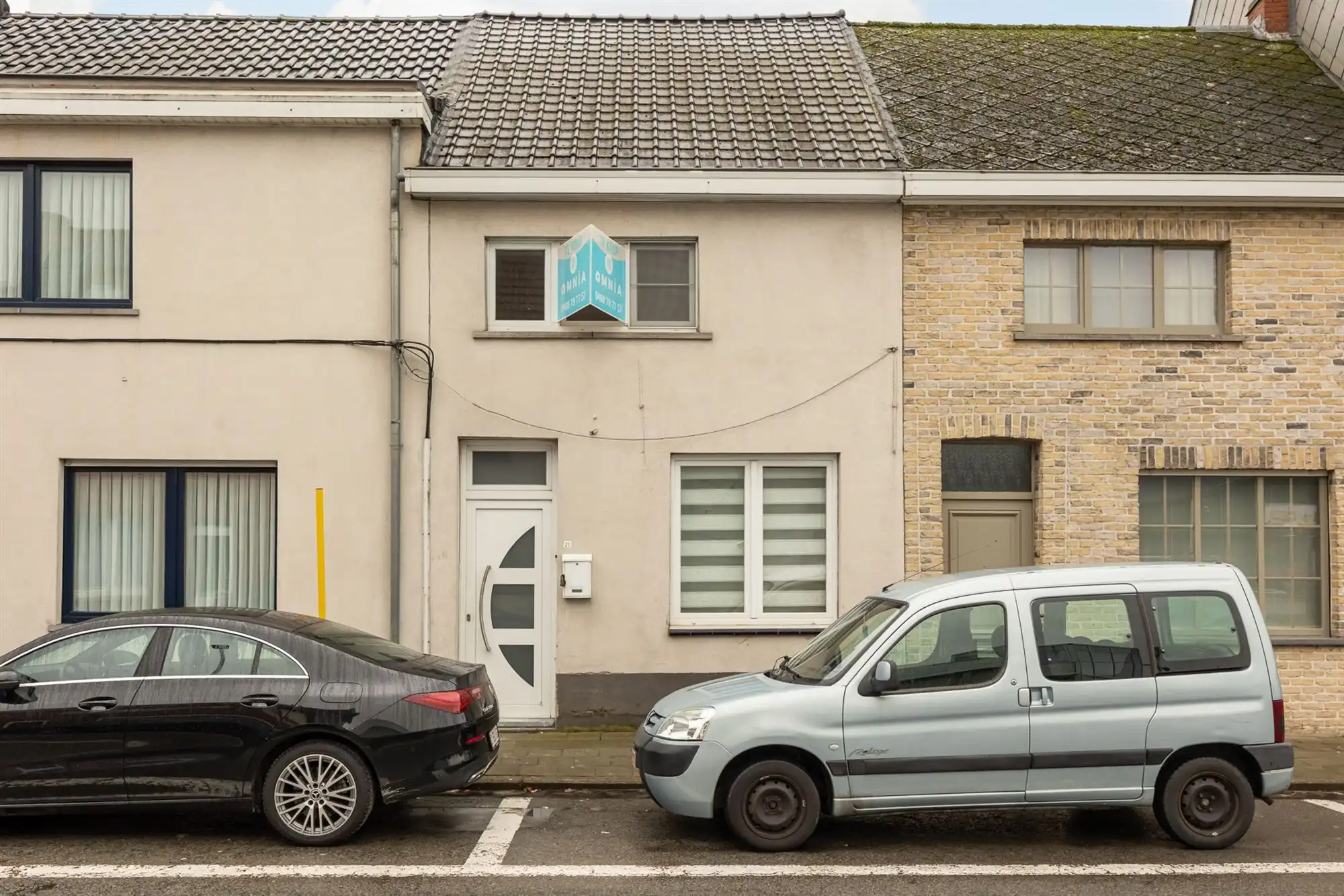 Hoofdfoto van de publicatie: Te renoveren ééngezinswoning met 3 slpkrs, tuin en garage