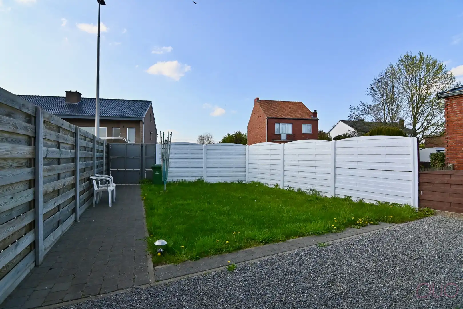 Instapklare woning met 4 slaapkamers en tuin foto 20