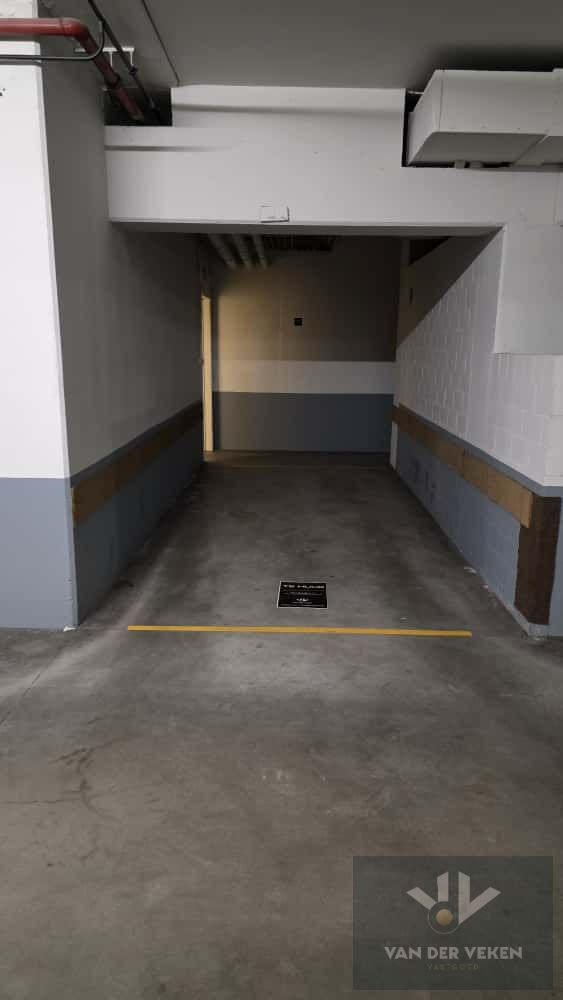 Autoplaats De Garlache foto {{pictureIndex}}