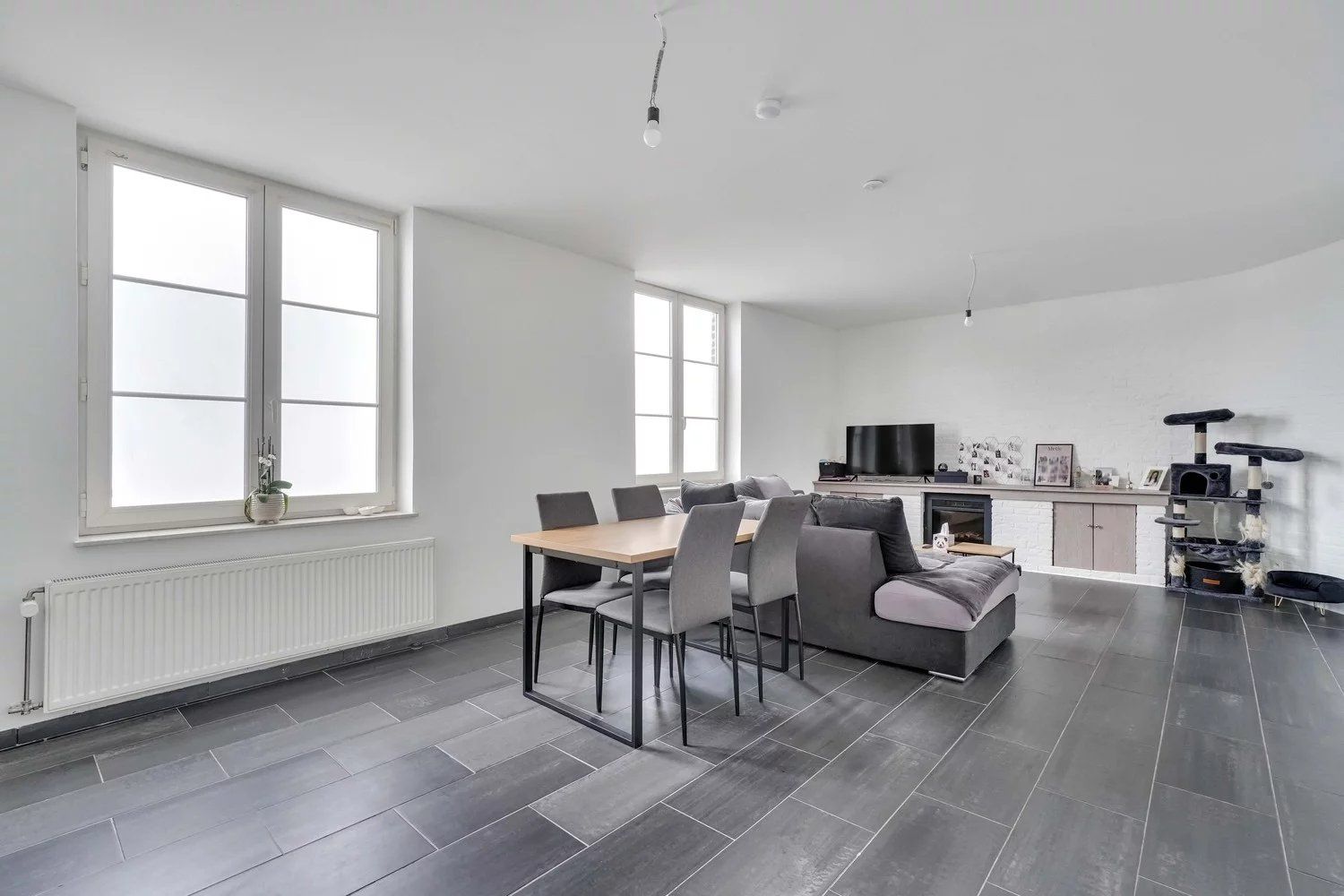 Ruime, gerenoveerde woning op een goede locatie foto 5