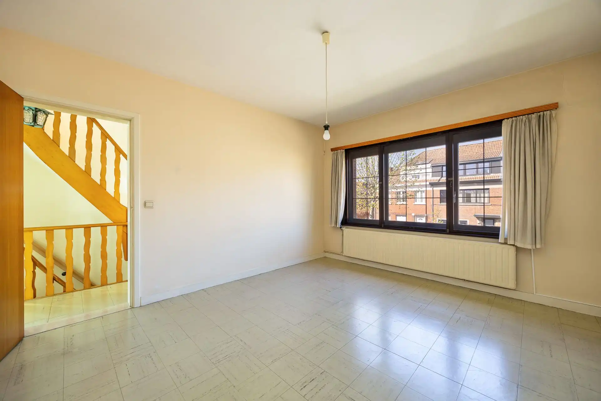 Ruime halfopen bebouwing met 5 slaapkamers, garage en zonnige tuin op toplocatie! foto 20