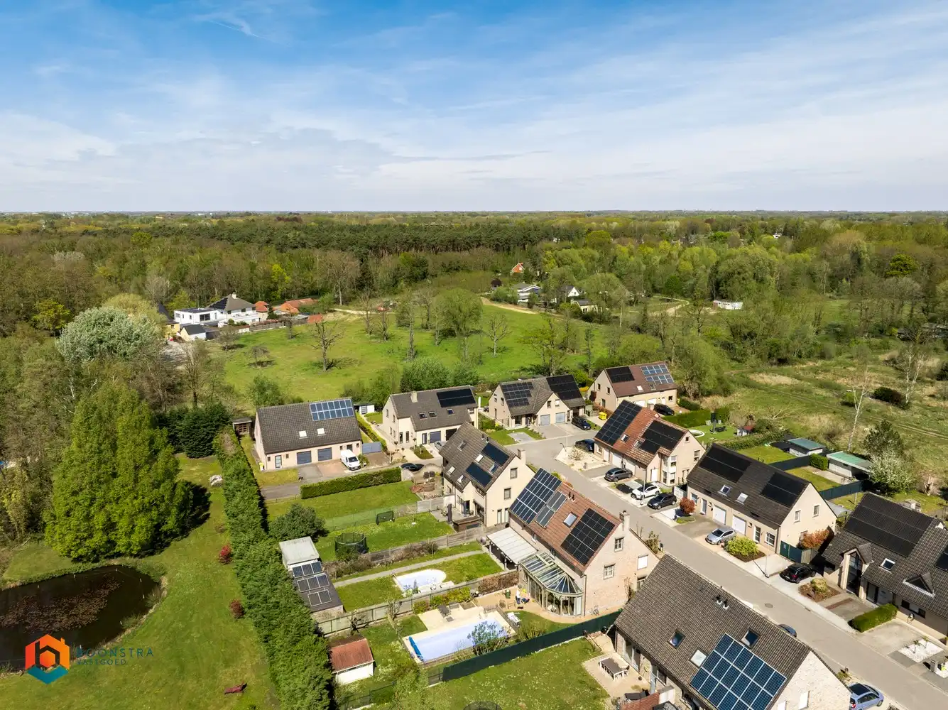 Instapklare woning met 5 slpkrs, zwembad en leuke tuin te Schiplaken foto 27