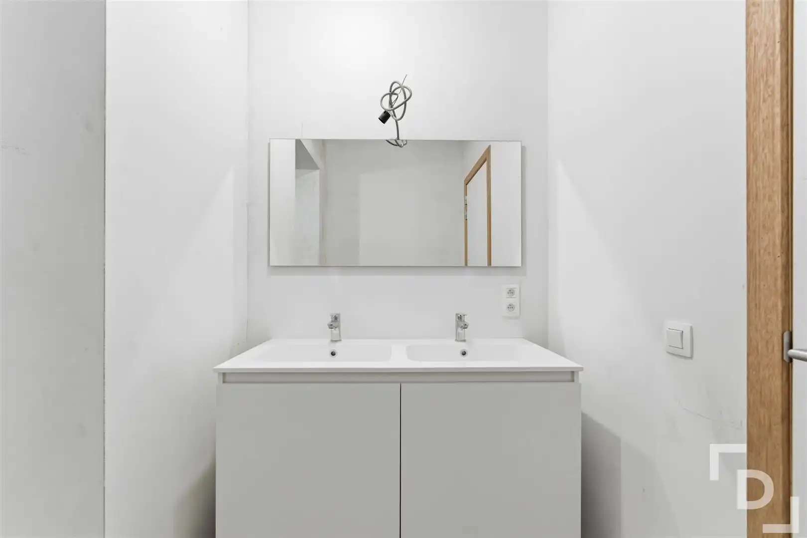 Nieuwbouwappartementen op toplocatie in centrum Ieper. foto 37