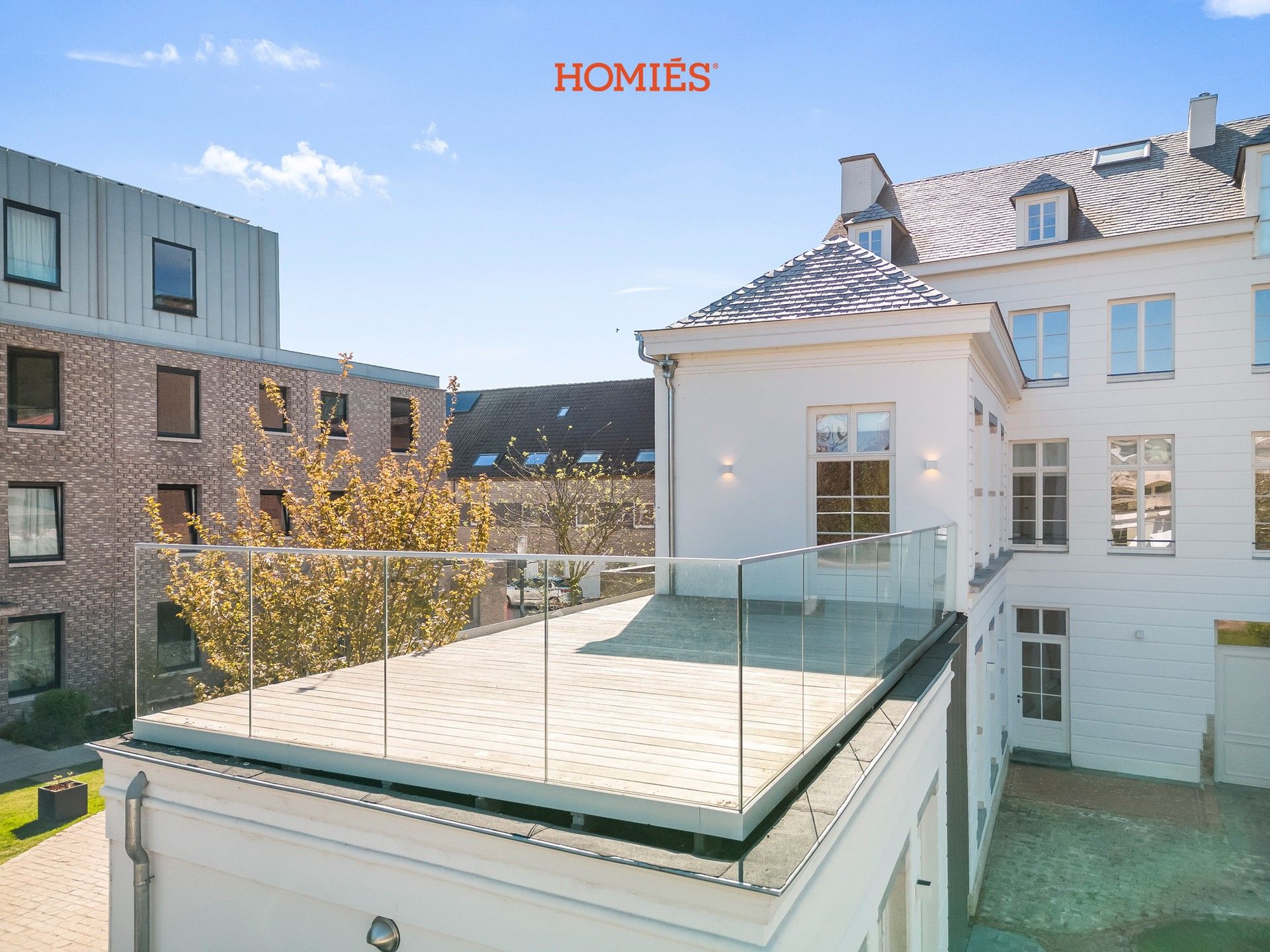 High-end appartement met groot terras, in historisch pand foto 2
