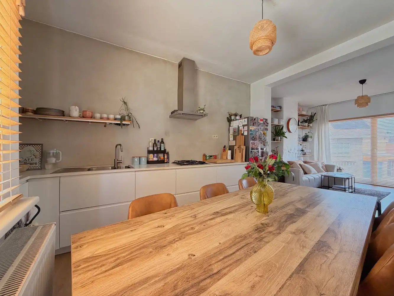 Hippe, lichtrijke woning met garage + terras in Rumbeke foto 4
