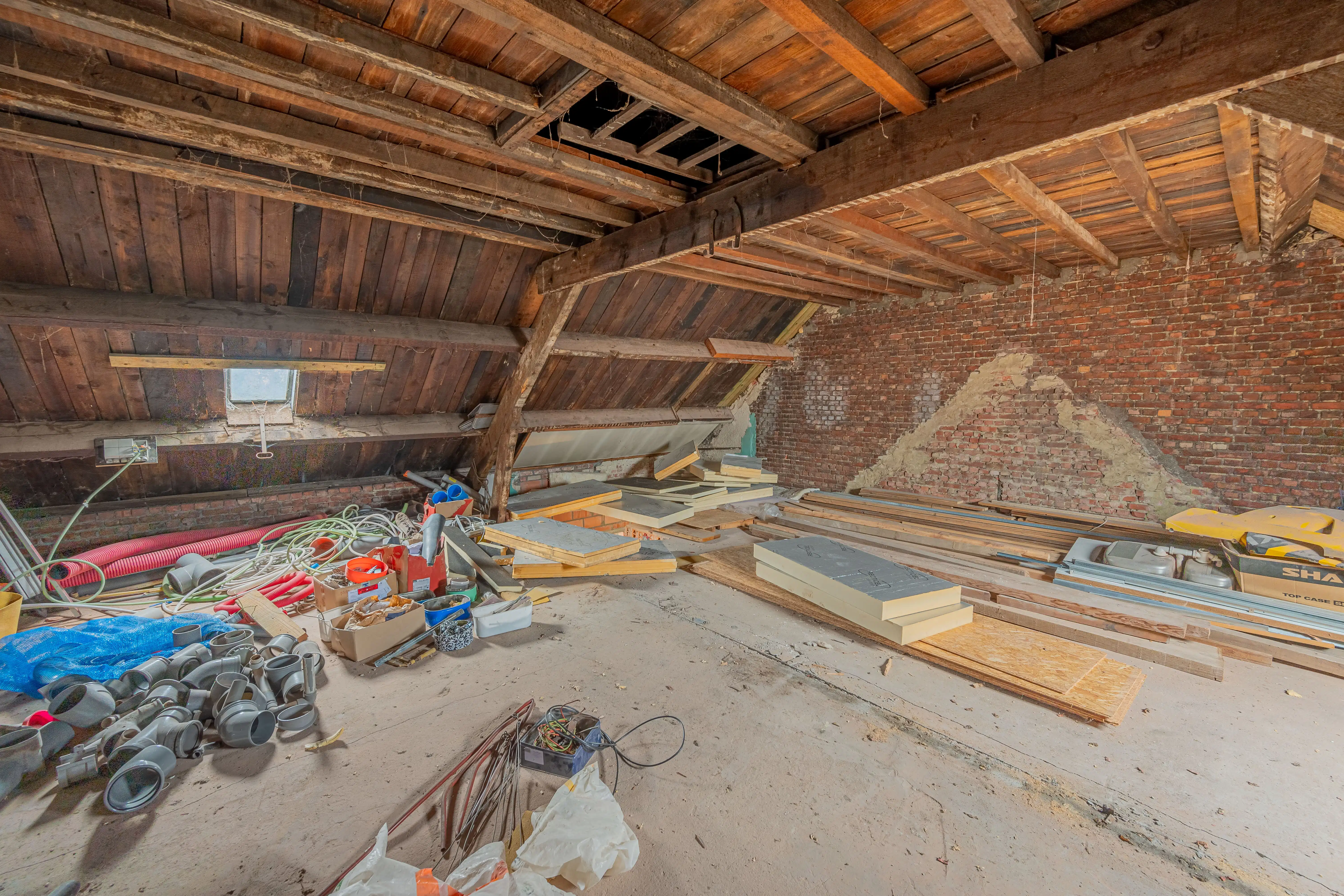 Ruime gezinswoning met potentieel tot 5 slaapkamers en tuin foto 19