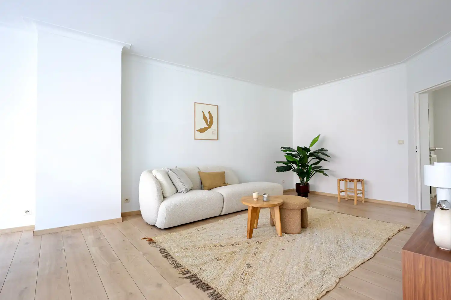 Instapklaar appartement met 2 ruime slks, tuin en parking! foto 20