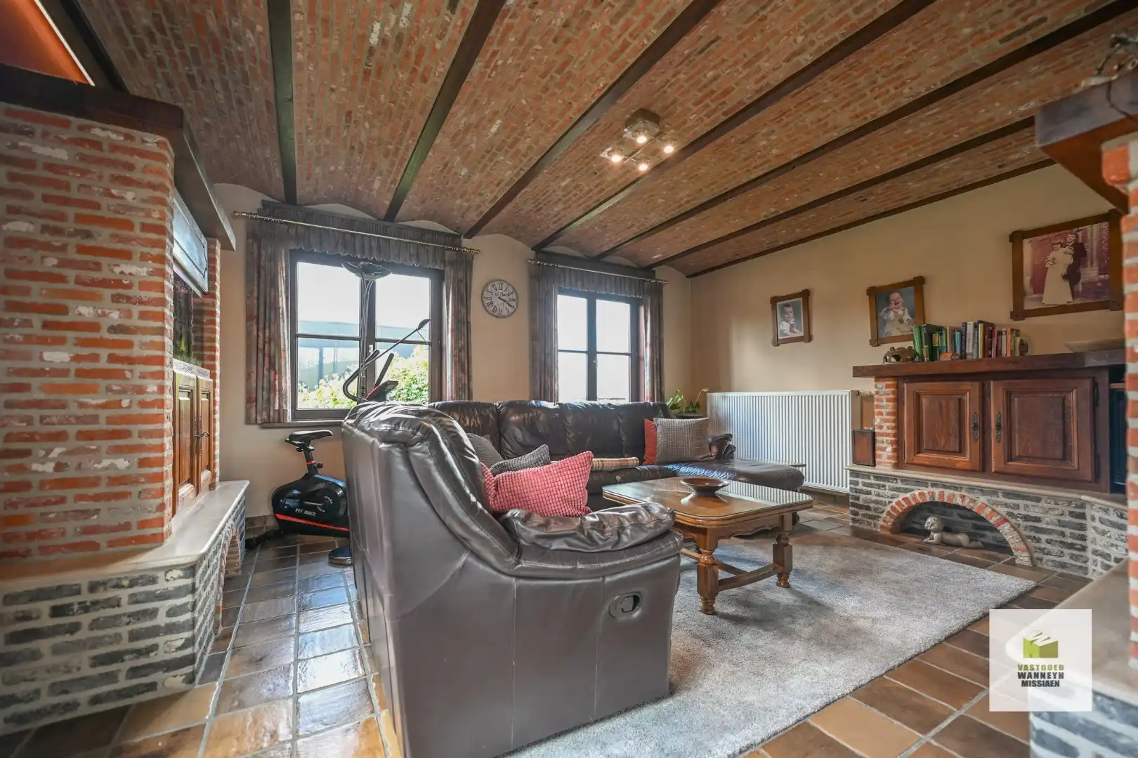 Ruime bedrijfswoning  op perceel van 2.519m2 en mogelijkheid tot bouwen loods foto 8