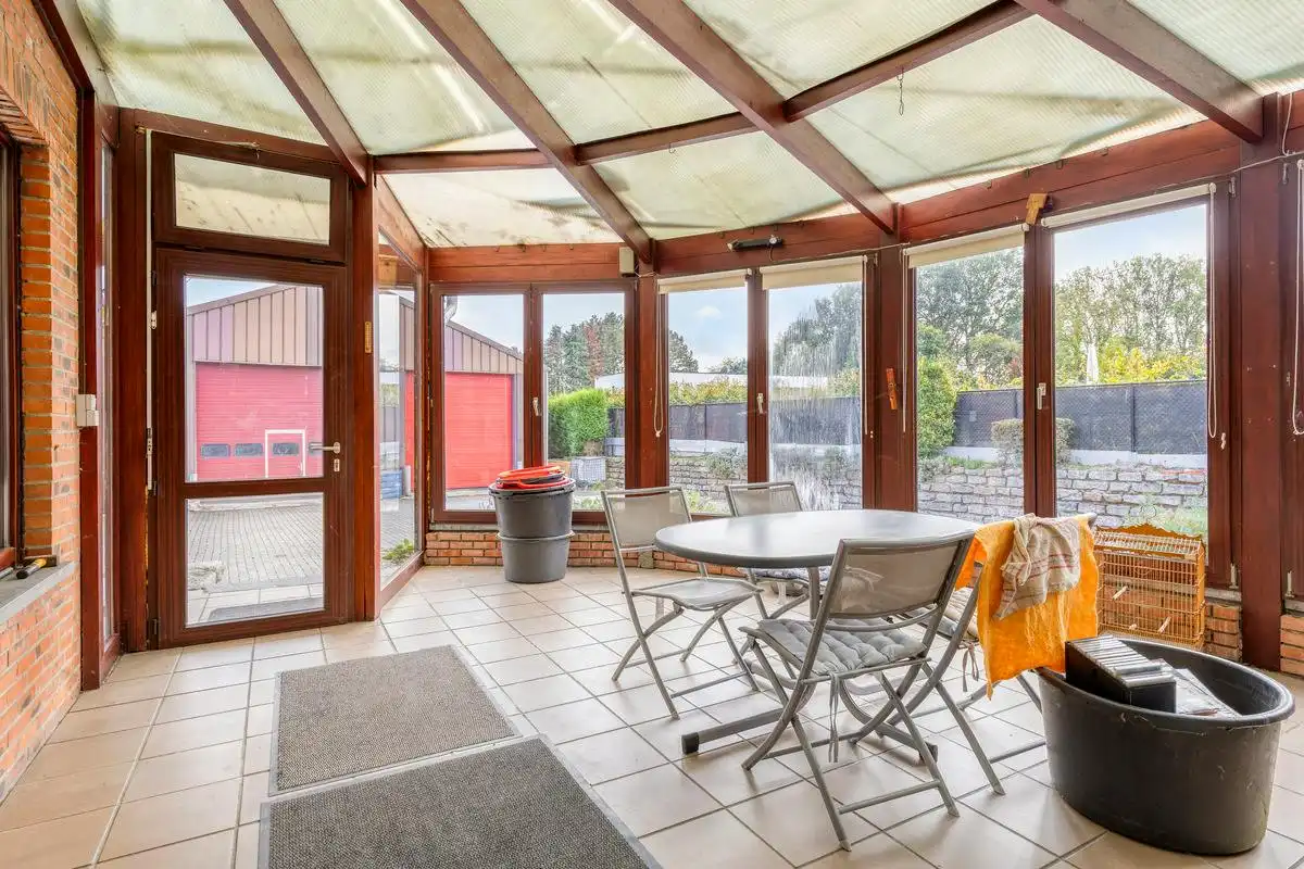 Te renoveren huis met grote loods nabij centrum Meise foto 11