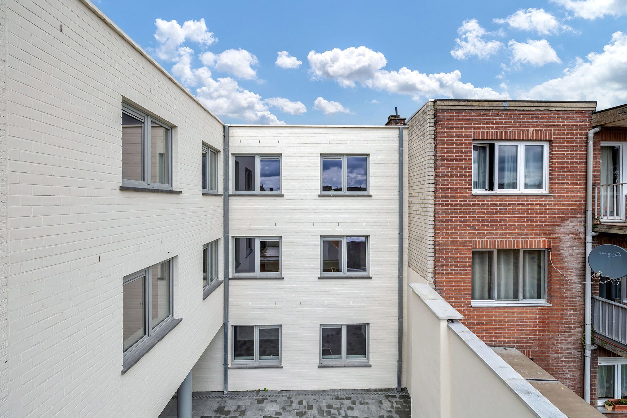 Energiezuinig, lichtrijk twee slaapkamer appartement foto 23