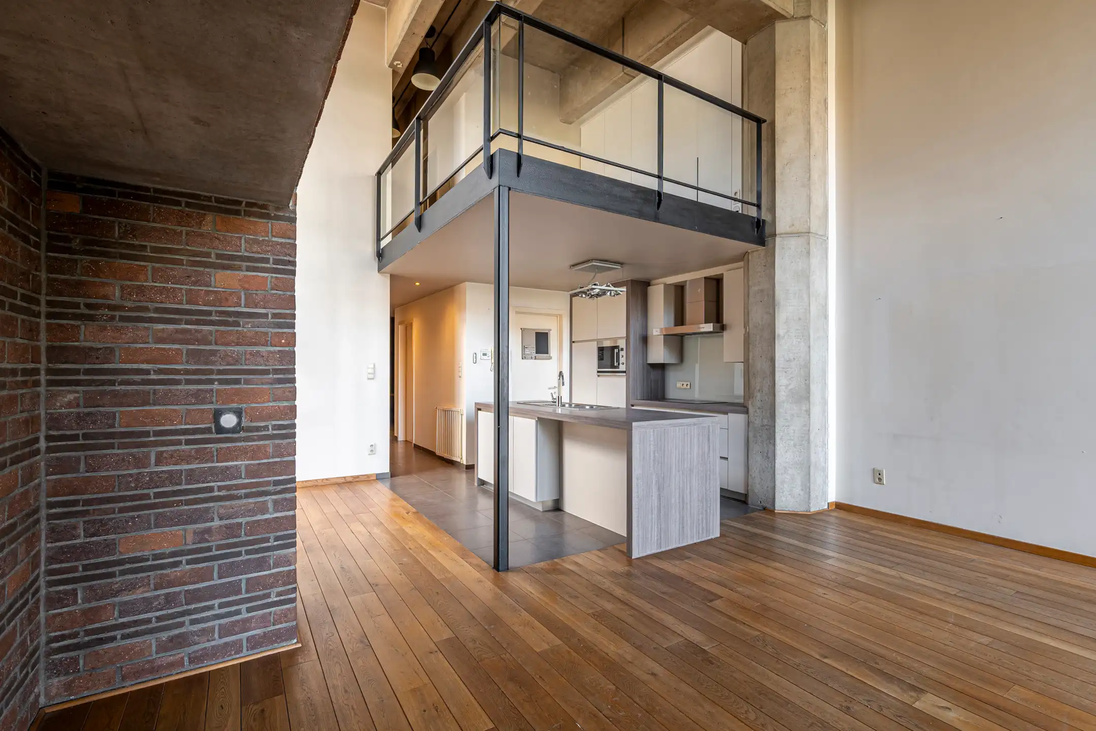 Duplex in loftstijl inclusief ondergrondse parking op de Grote Markt foto 6