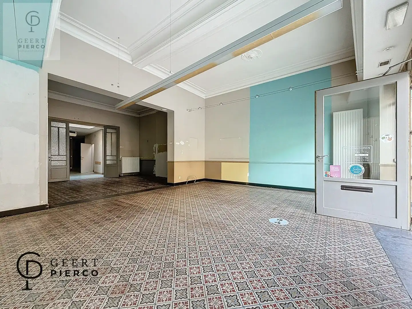 Stijlvol en ruim pand met unieke mogelijkheden in de Stationsstraat foto 3