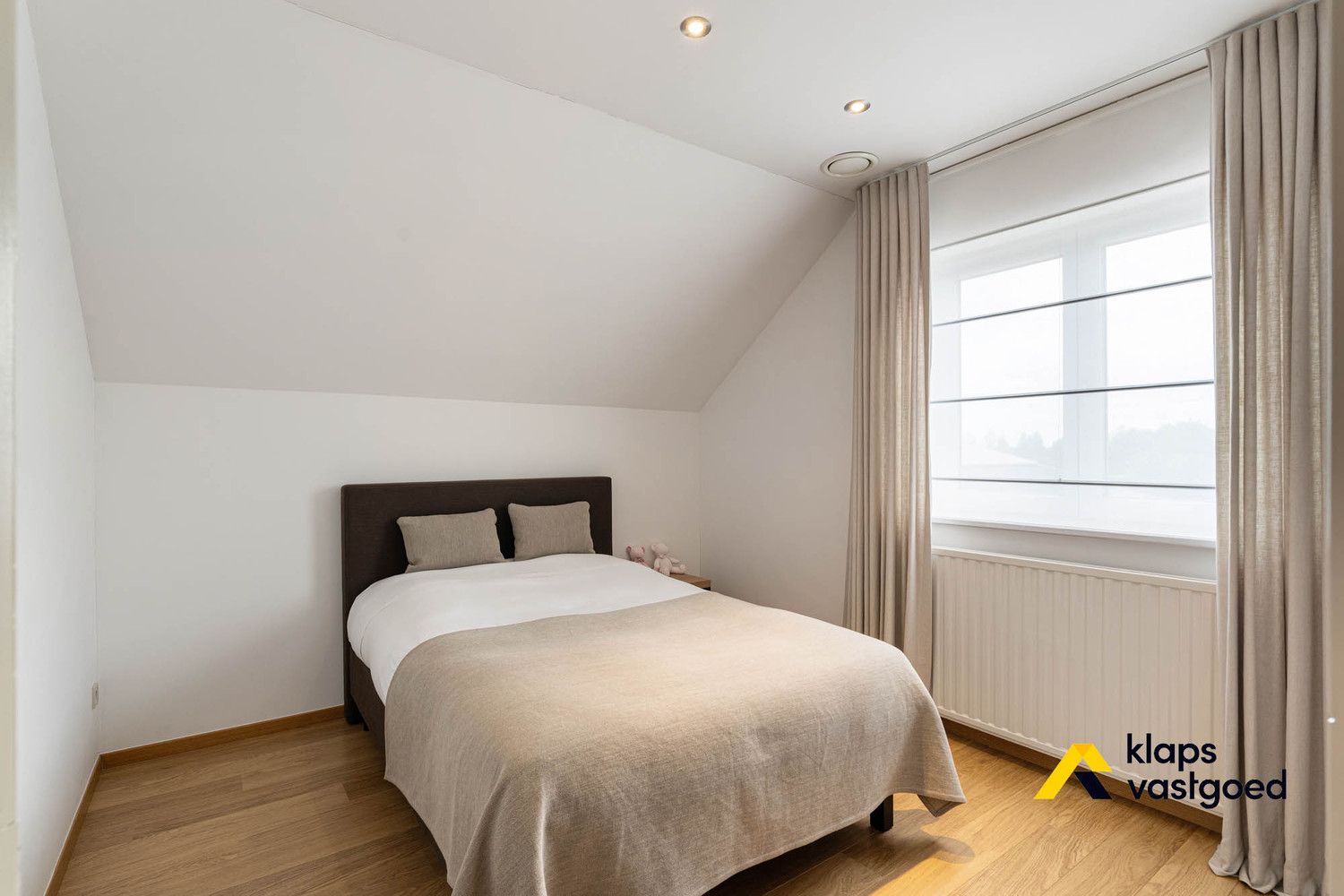 Uitzonderlijk mooie villa op 2.114 M2 in Kinrooi. foto 24