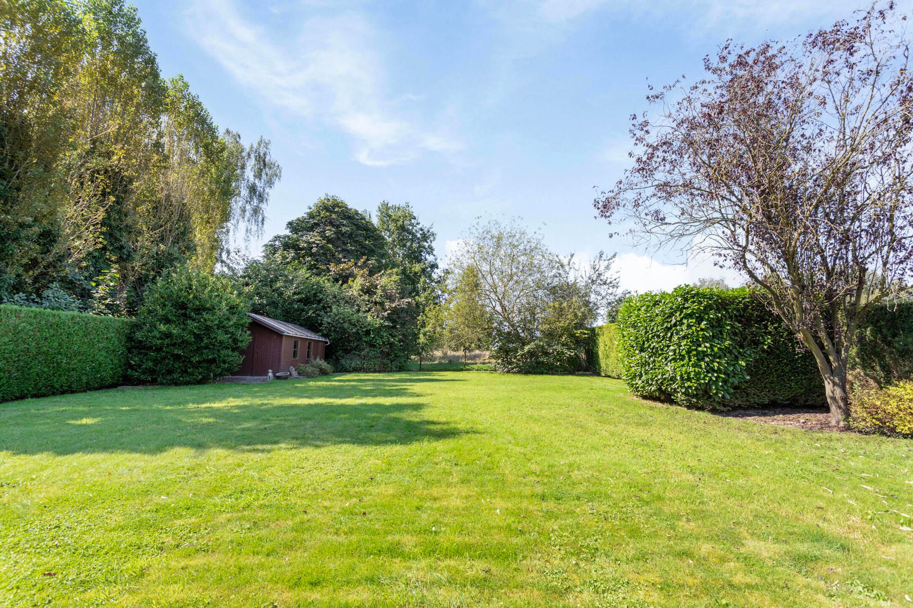 Zeer mooi gelegen landelijke woning met grote tuin foto 22