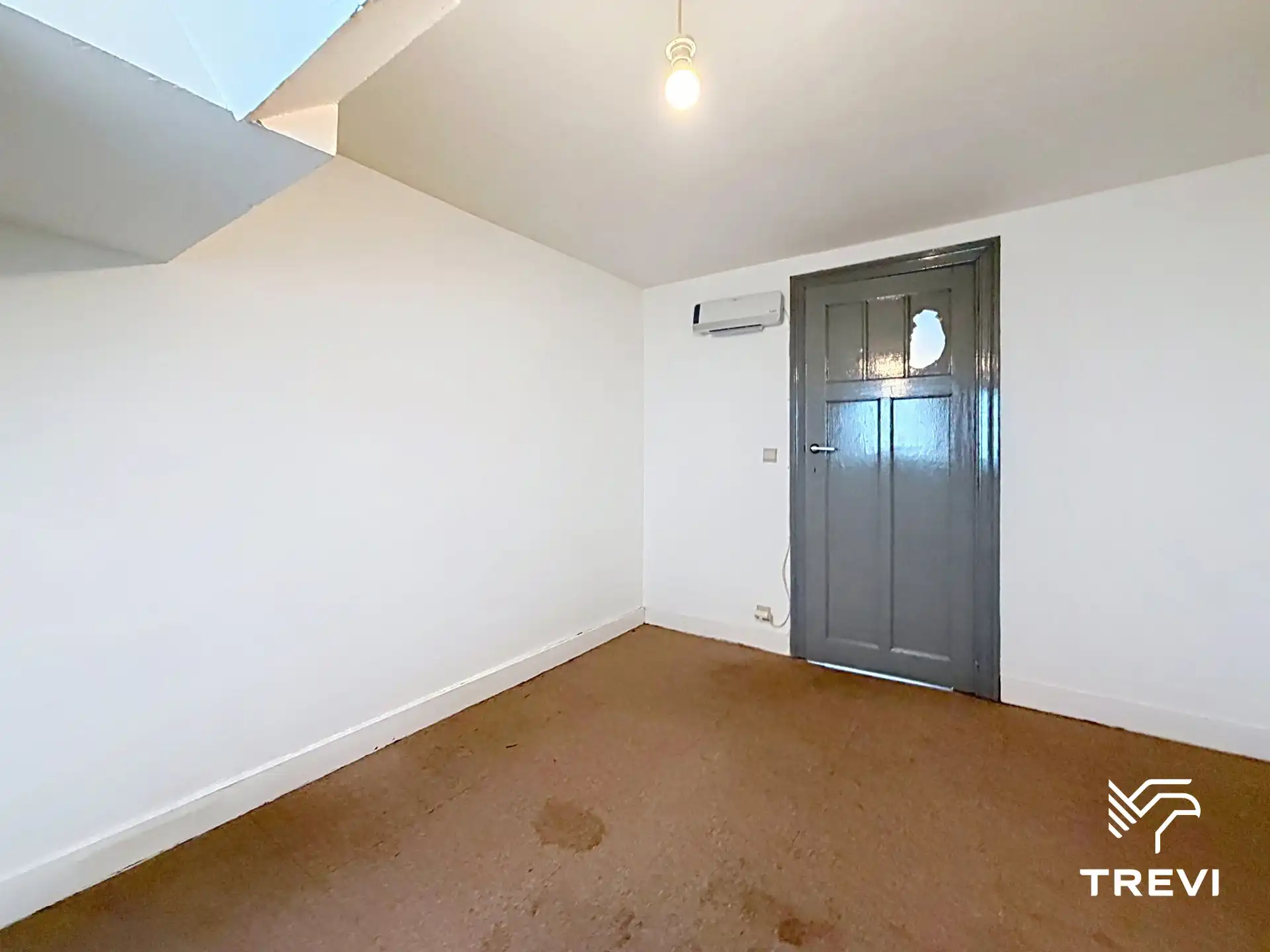 VANDERKINDERE – Ideaal gelegen 1-slaapkamerappartement! foto 4