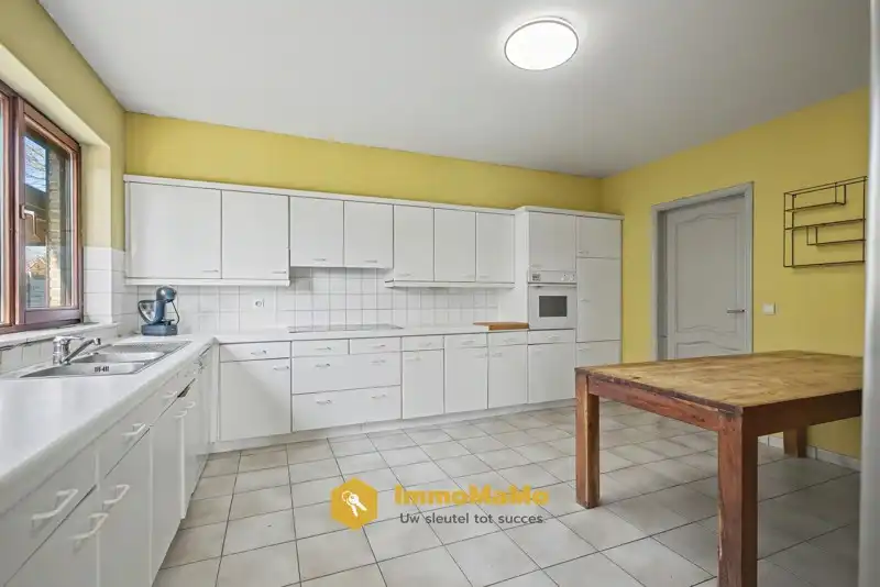 RUIME OPEN BEBOUWING MET GROTE TUIN TE KOOP IN ZELZATE foto 7