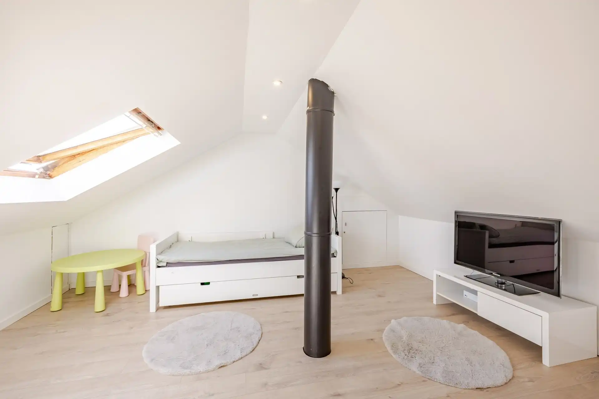Prachtige woning met 3 slks, garage en tuin foto 12