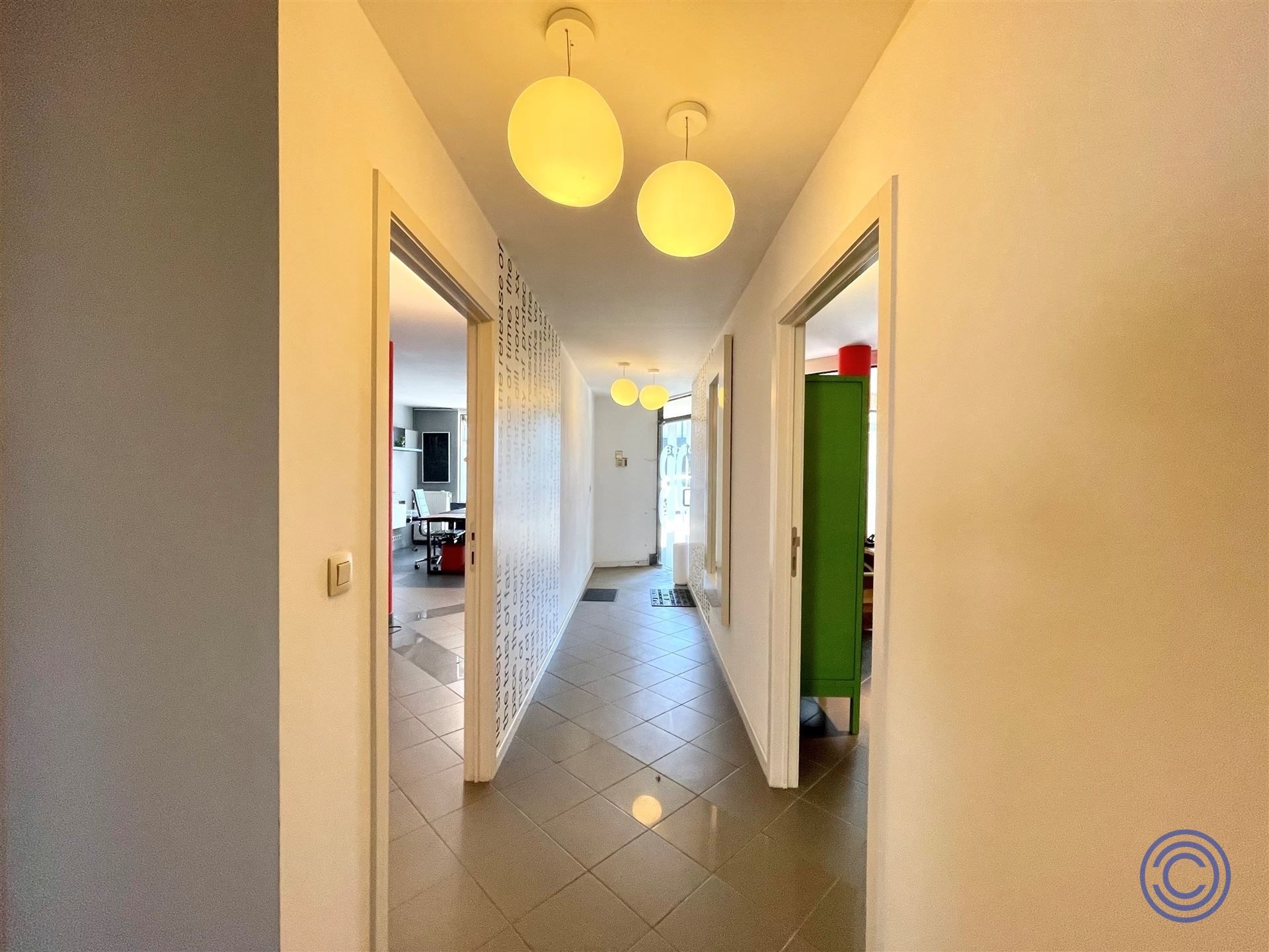 Handelspand/kantoor ca. 97m² in centrum Zoersel! foto 12