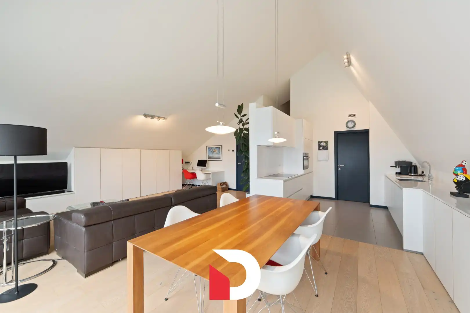 Dakappartement met 3 slk en riant zonneterras te Kristus-Koning foto 8