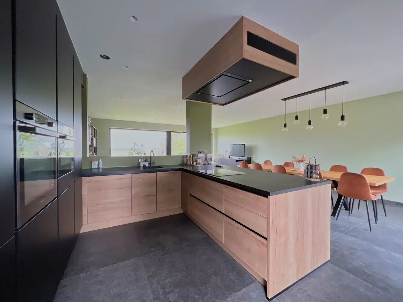 Exclusieve, ruime villa (4 slpks) + uniek landelijk verzicht foto 6