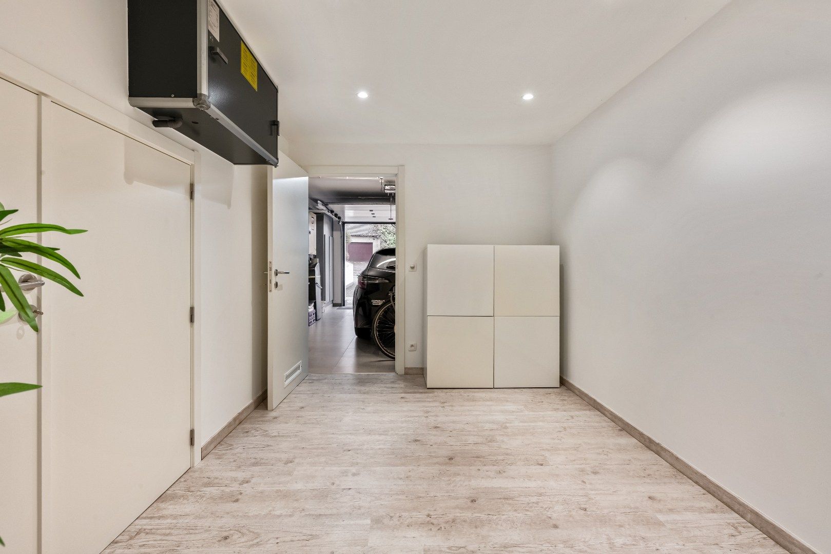 Villa met 115m² ondernemingsruimte! foto 4