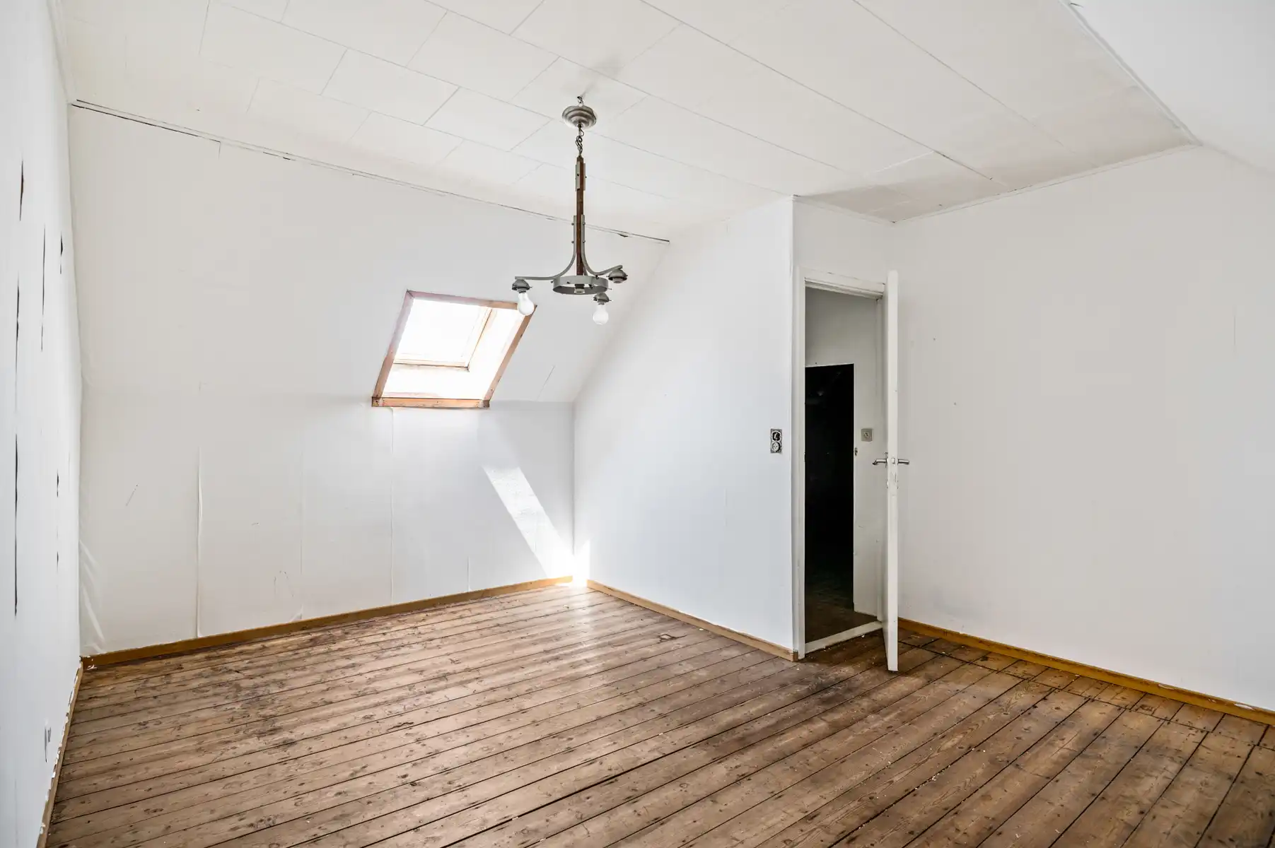 Ruim te renoveren duplex appartement met terras in centrum foto 15