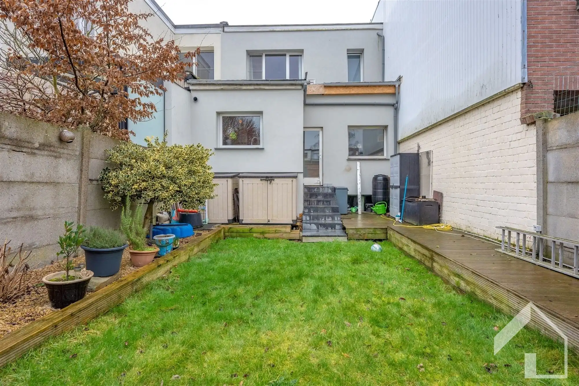 Instapklare gezinswoning met 3 slaapkamers, garage en tuin in rustige enkelrichtingsstraat te Deurne foto 13