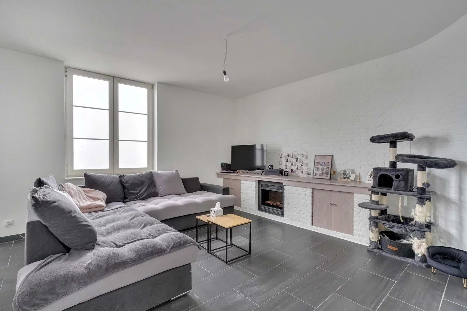 Ruime, gerenoveerde woning op een goede locatie foto 6