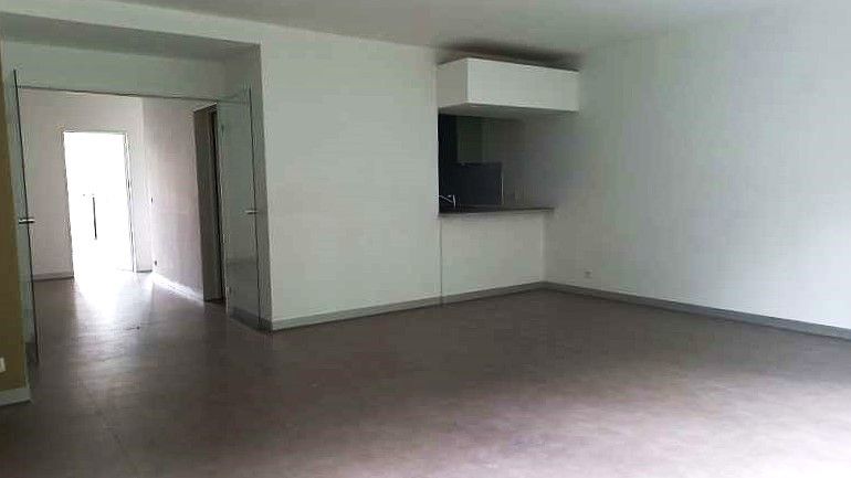 Ruim gerenoveerd appartement met zicht op de Kruidtuin – Leuven centrum foto 6