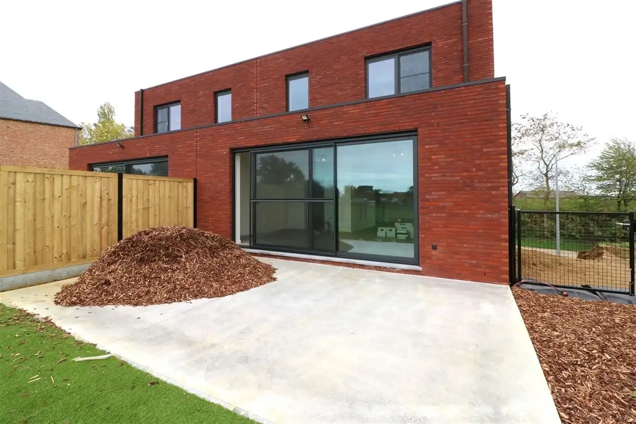 Nieuwbouw, energiezuinig, prachtige omgeving, garage foto 34