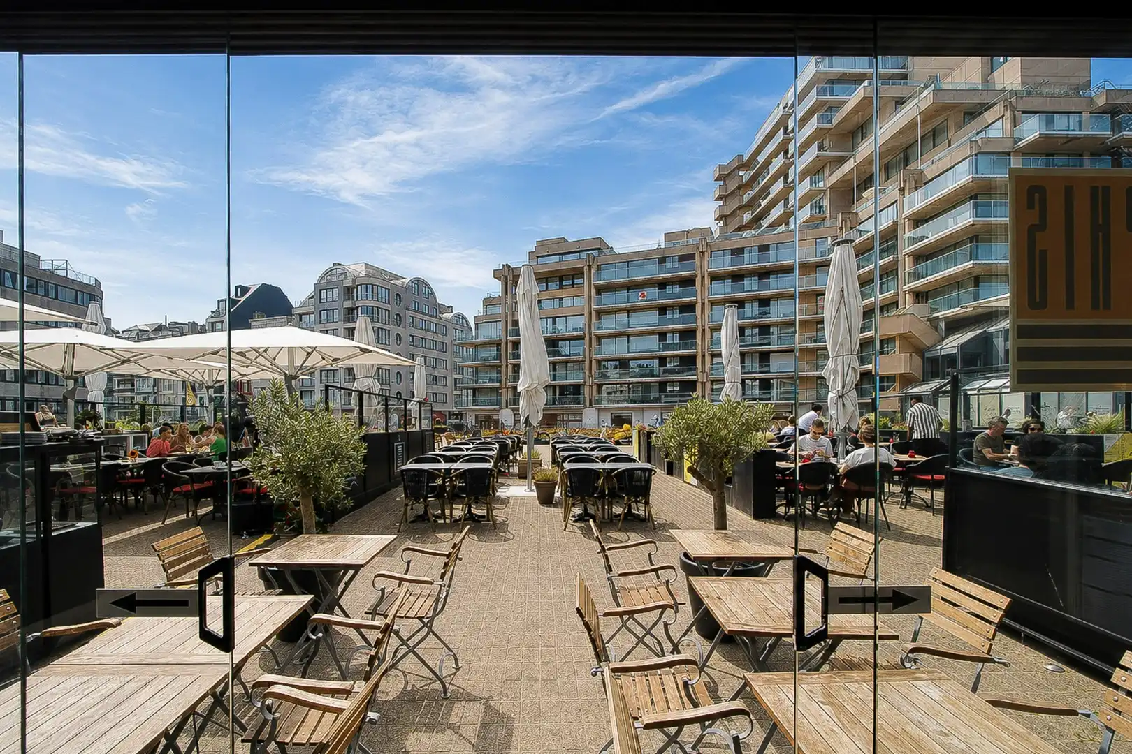 Horecazaak gelegen in Knokke  te huur Van Bunnenplein 19  Knokke  foto 8