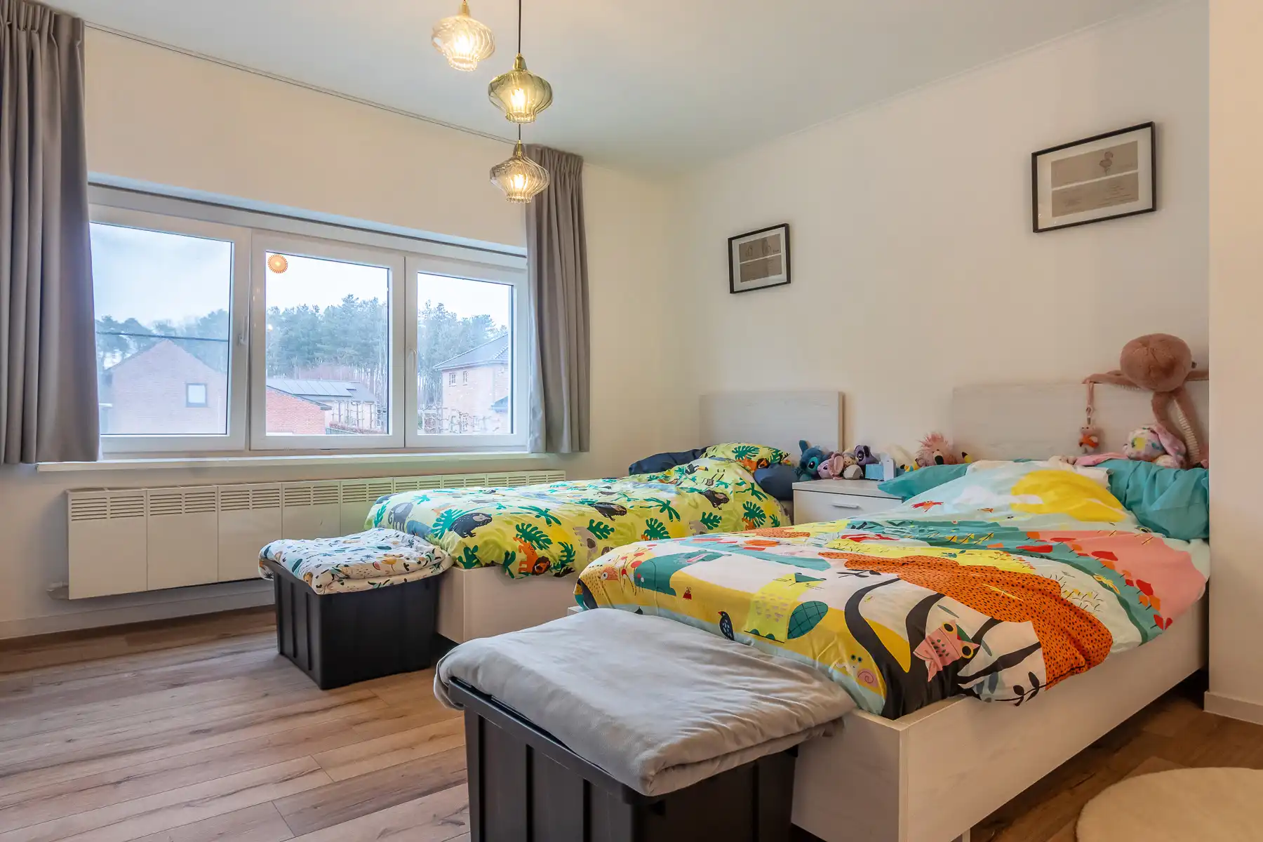 Ruime, gerenoveerde gezinswoning met 3 slaap- en 2 badkamers foto 15