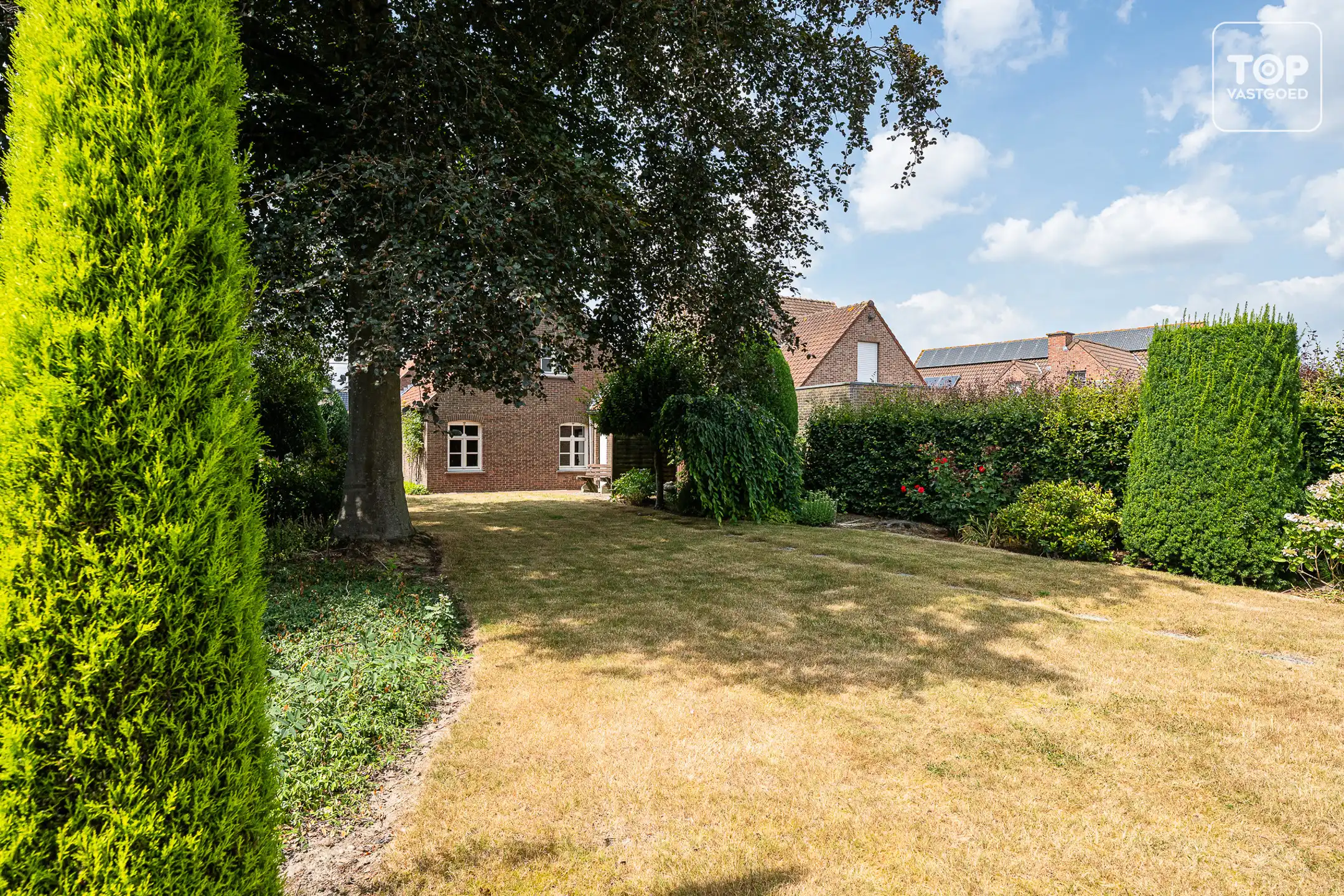 Rustig gelegen woning met ruime tuin, bos en prachtig open uitzicht foto 28