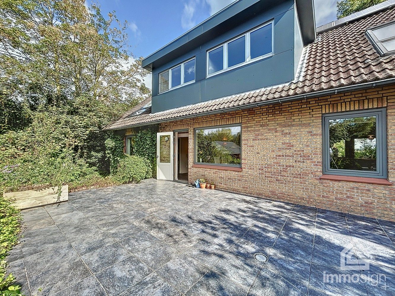 In het groen verscholen, vrijstaand landhuis met prachtige natuurtuin op 2100m² foto 32