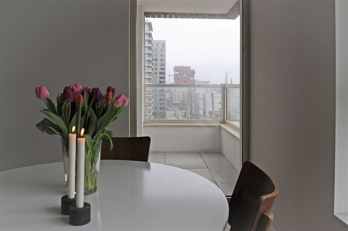 Mooi 1slaapkamer appartement met groot terras en zicht op de Schelde foto 11