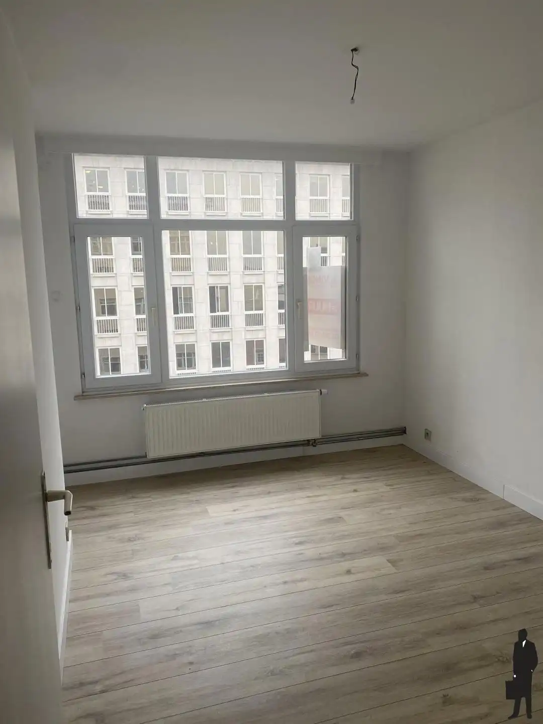 Ruim art deco appartement aan de Meirbrug foto 14