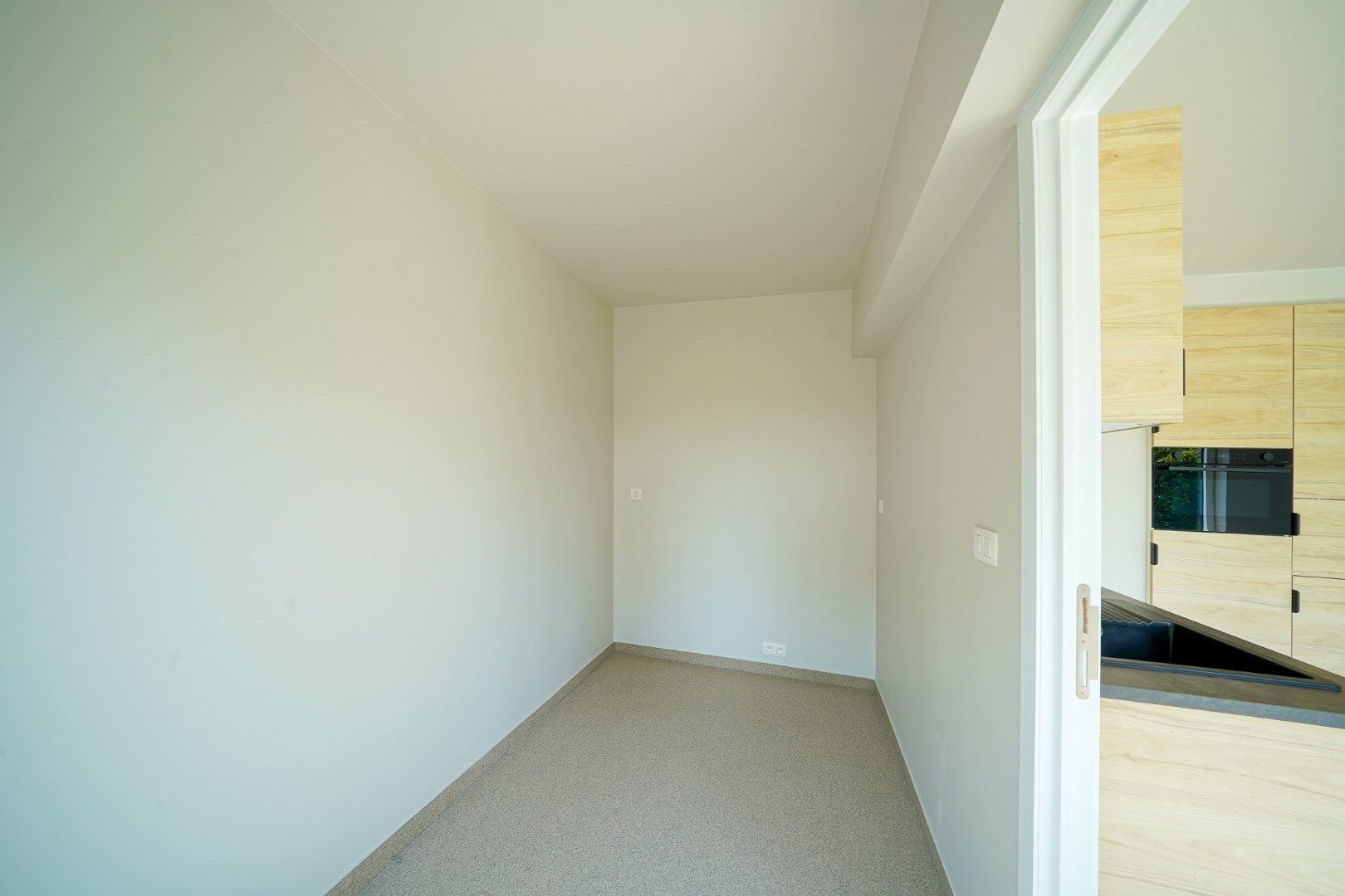 Stijlvol gerenoveerd 2-slaapkamerappartement in Centrum Oostende foto 10