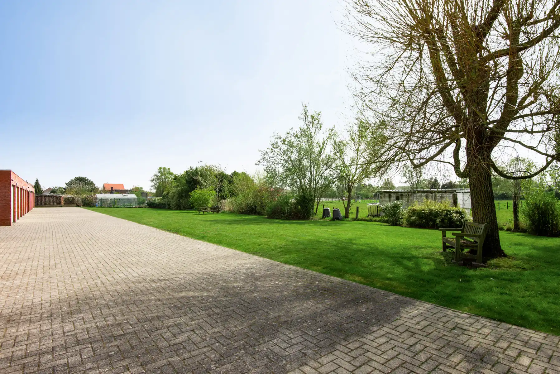 Appartement met uitzonderlijk terras en landelijk uitzicht foto 12
