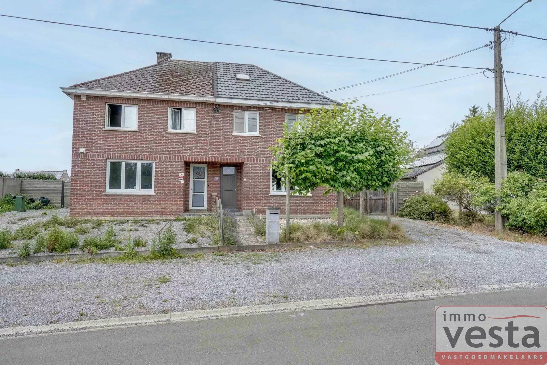 Gerenoveerde woning met 3 slaapkamers, ruime tuin en landelijke charme foto 28