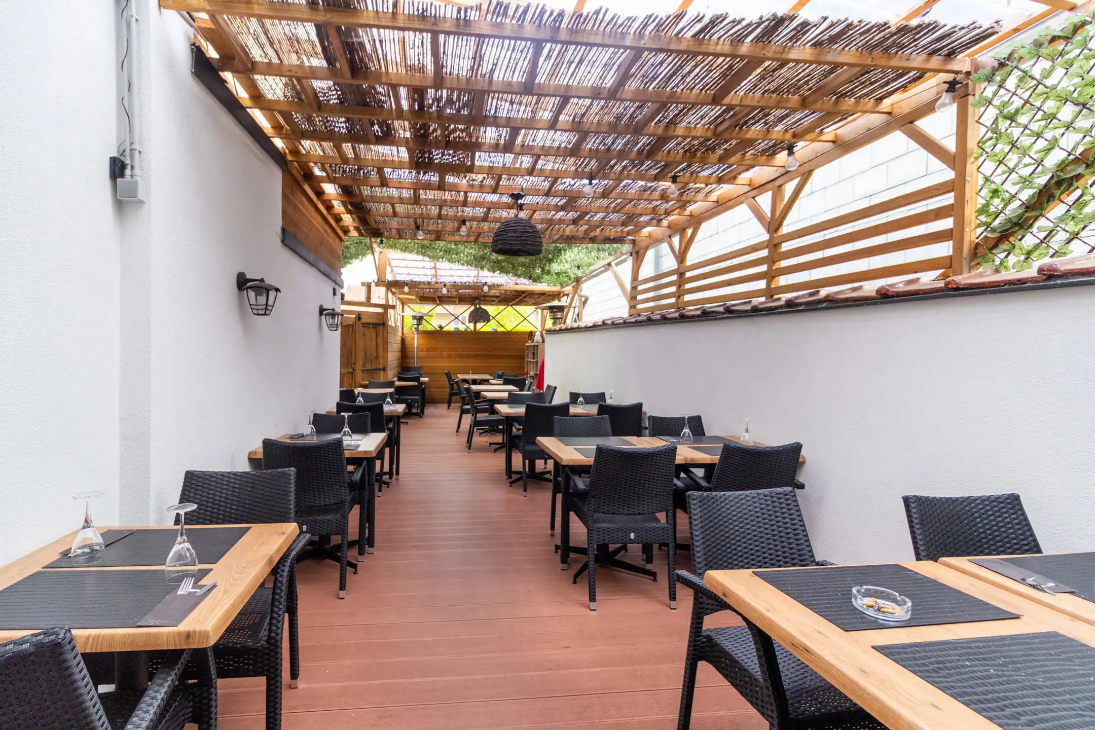 Commerciële ruimte te huur foto 8