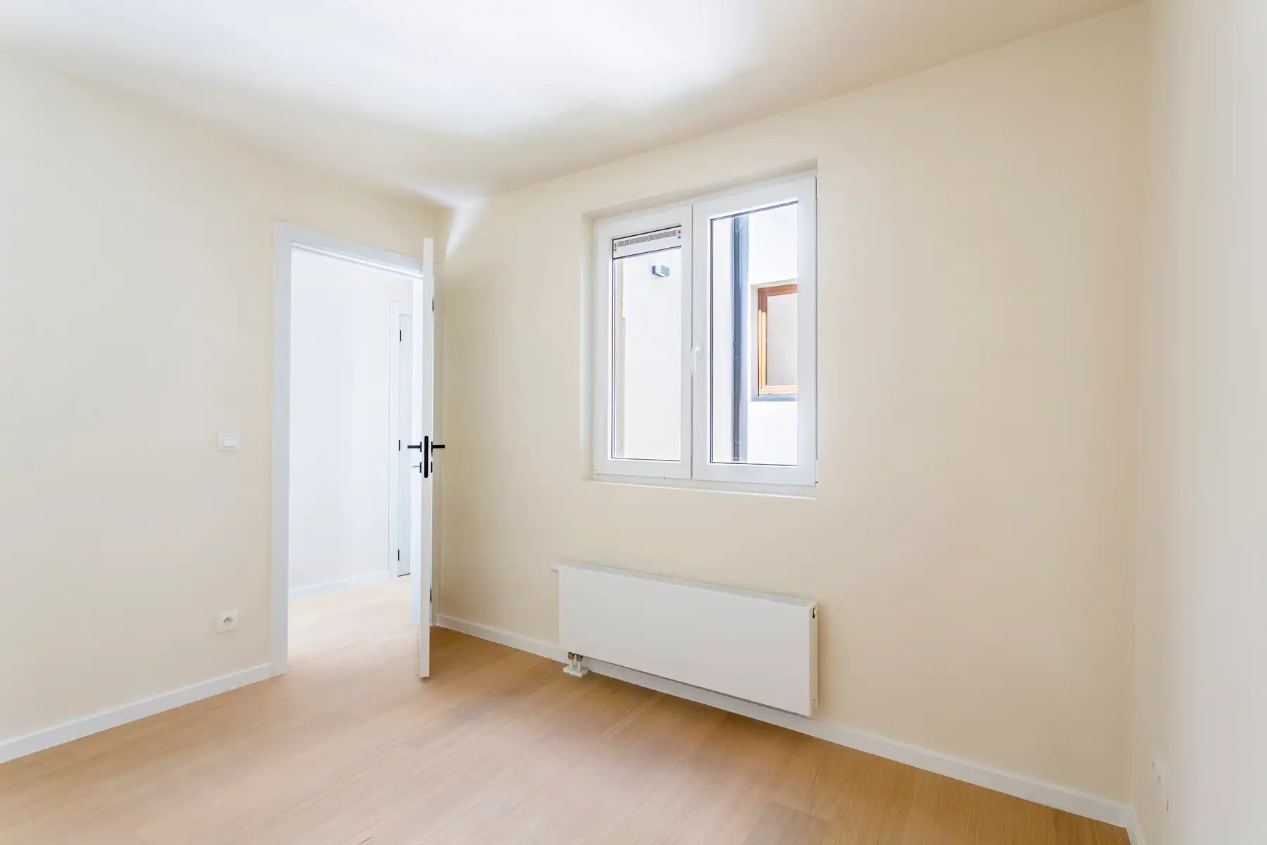 Licht en stijlvol appartement met terras in hartje Antwerpen foto 7