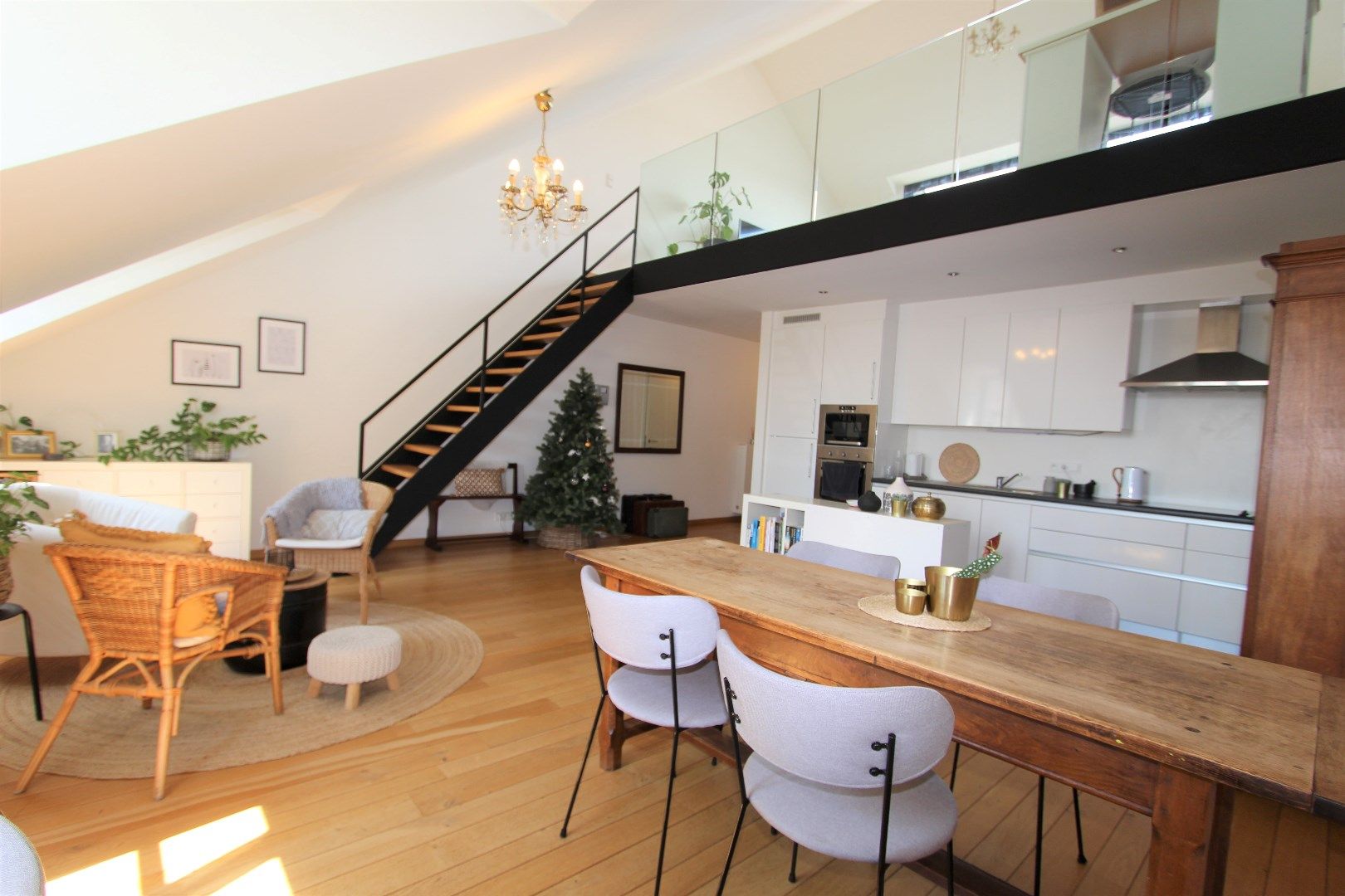 LUXE DUPLEX APPARTEMENT IN HET STADSCENTRUM foto 3