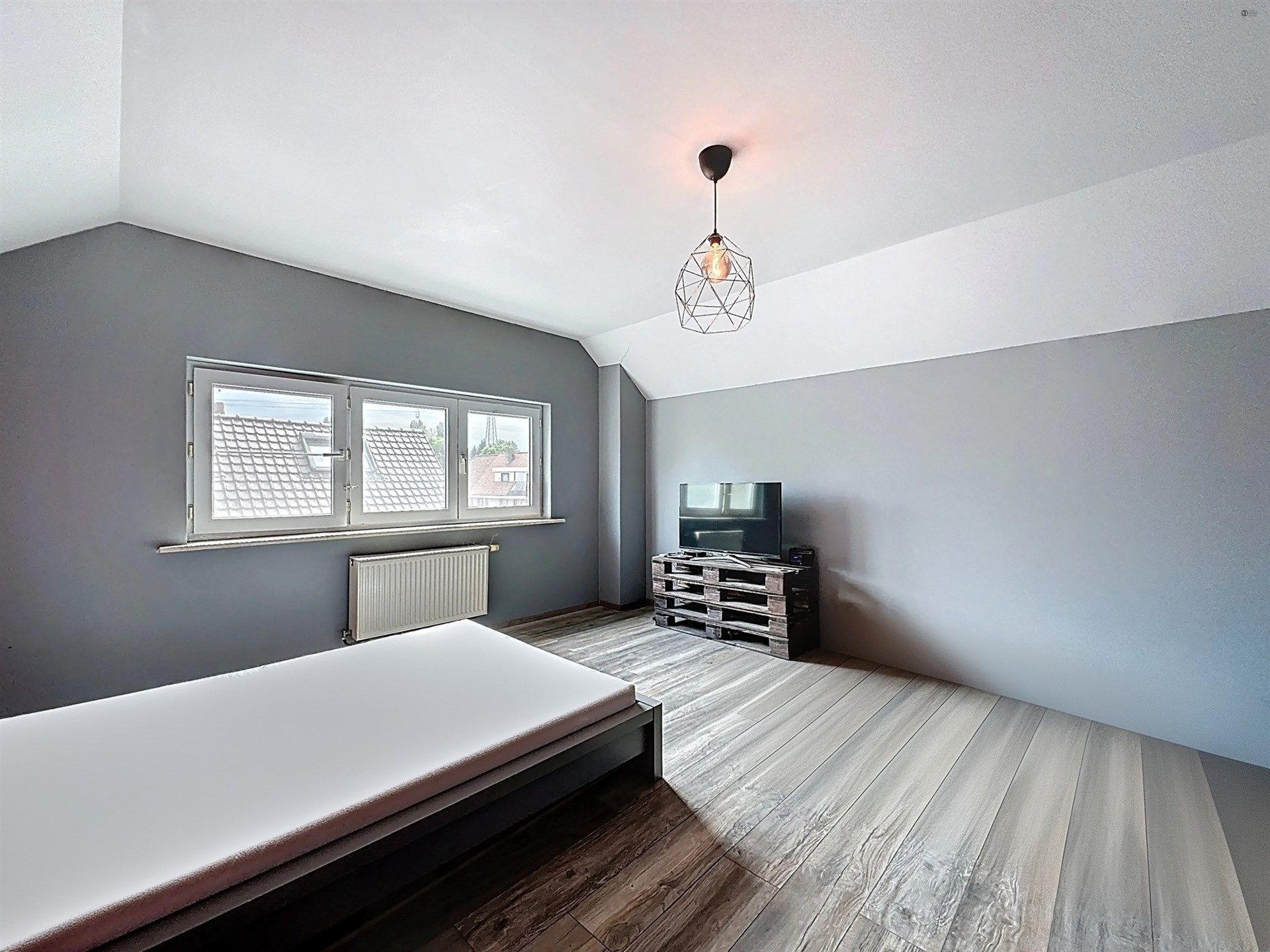 Prachtige gezinswoning met 4 slaapkamers, 2 badkamers op een perceel van 760m²! foto 17