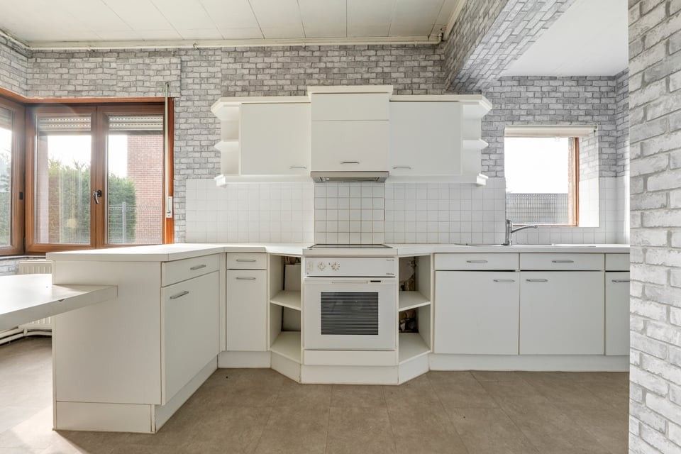 RUIME GEZINSWONING MET TUIN EN GARAGE IN TONGEREN foto 15