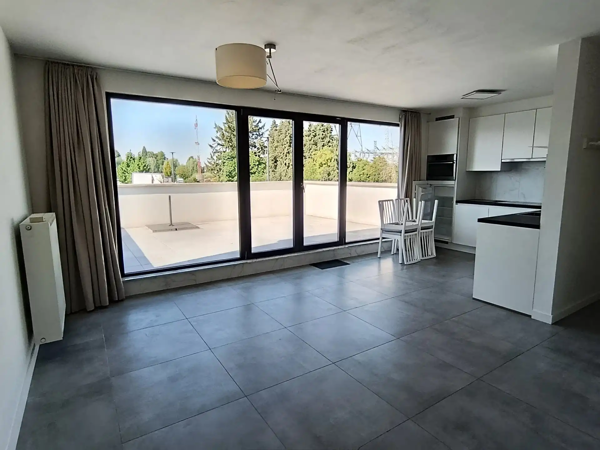 Triplexappartement met terras Sint-Truiden. foto 3