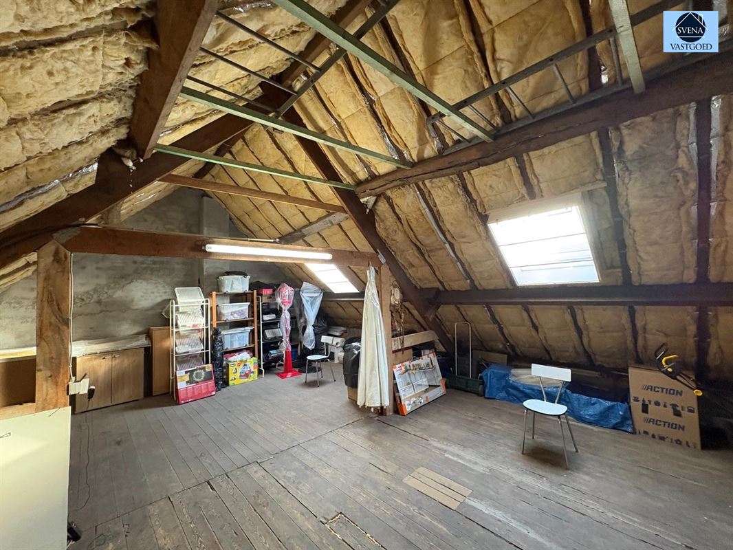 ZEER GOED GELEGEN WONING MET GARAGE EN 4 KAMERS. foto 12