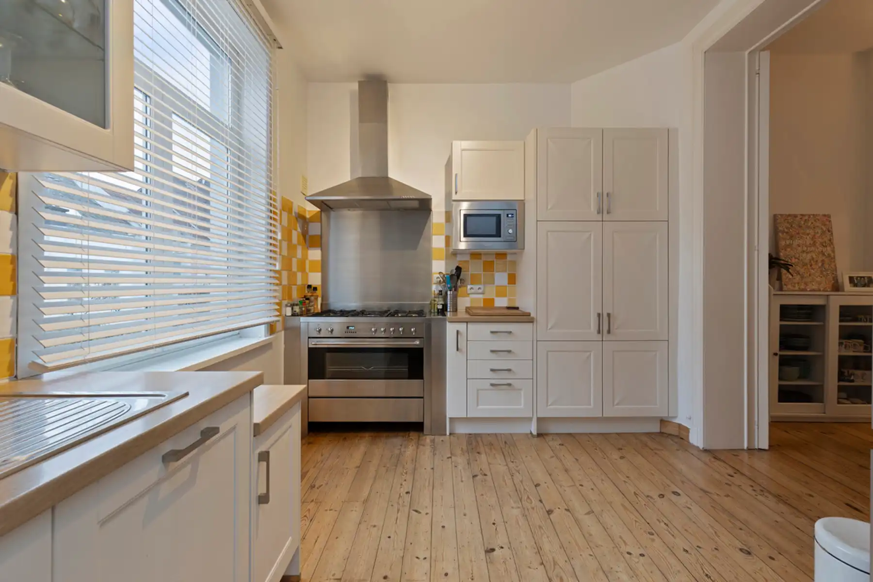 Prachtig gerenoveerd herenhuis met tuin foto 7