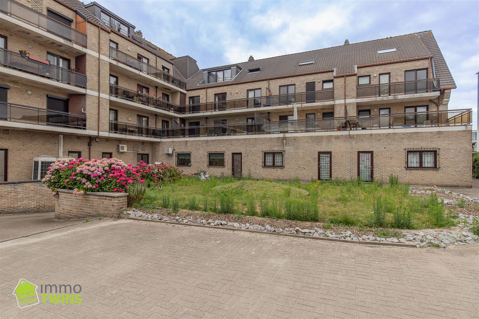 Gerenoveerd 3-slpk appartement (109m²) met ruim dakterras (40m²) foto 23
