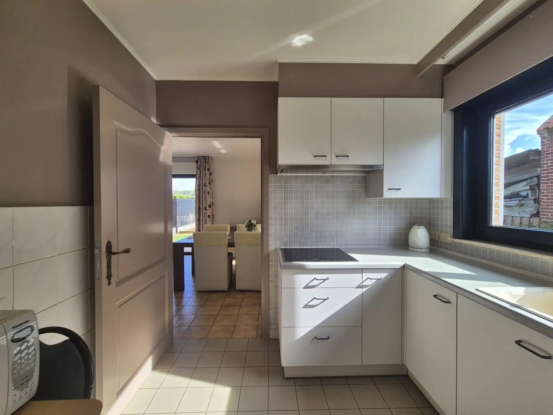 Gunstig gelegen bungalow voor kort verhuur.  foto 7